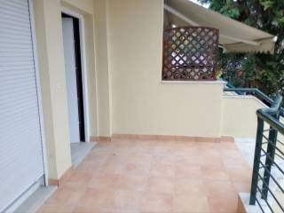 Μπαλκόνι εισόδου