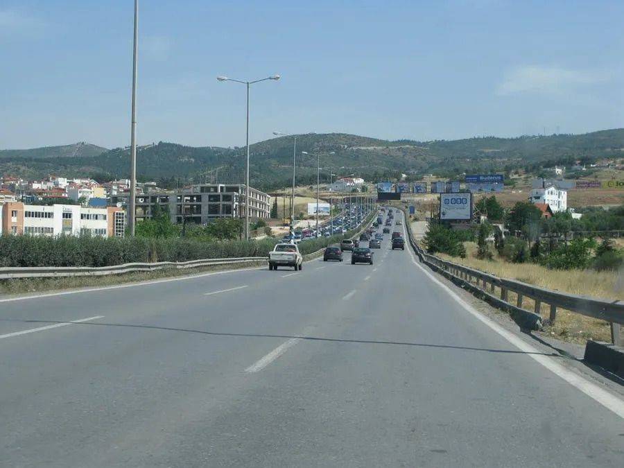 ANYPLACE ΜΕΣΙΤΙΚΕΣ ΥΠΗΡΕΣΙΕΣ