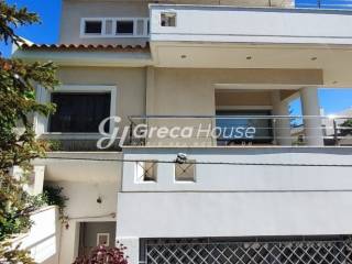 Impressive detached house for sale in Kifissia Adames