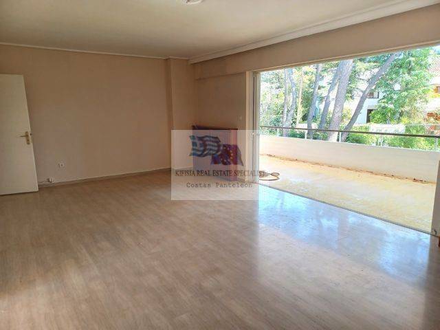 LIVING - DINING ROOM