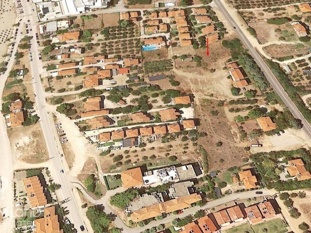 Forumland Real Estate, Οικόπεδο 905 τ.μ.