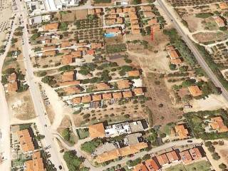 Forumland Real Estate, Οικόπεδο 905 τ.μ.