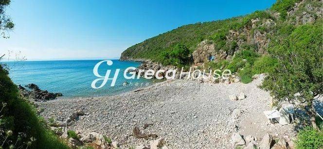 Plot for sale in Mani Peloponnese