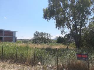 Εντός οικισμού - Οικοδομήσιμο