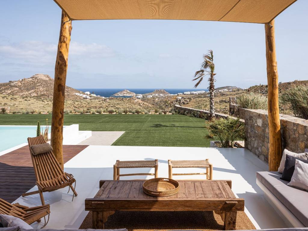 Villas for sale in Mykonos by Mesogios Group