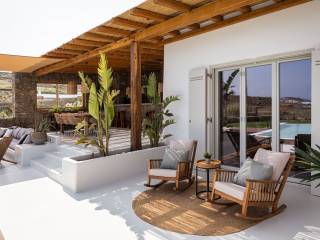 Villas for sale in Mykonos by Mesogios Group