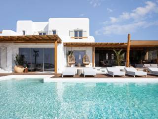 Villa for sale in Mykonos By Mesogios Group