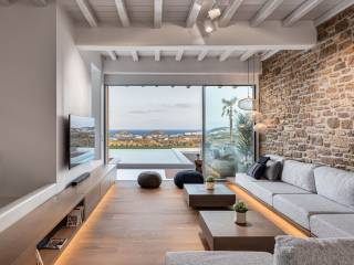 Villa for sale in Mykonos By Mesogios Group