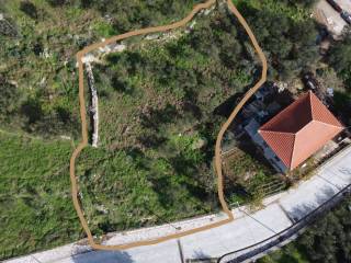 Επιτρεπόμενη κατασκευή κτιρίου 240 τετραγωνικών μέτρων.