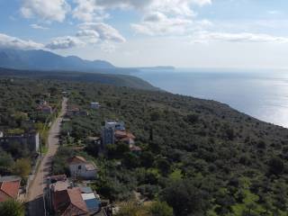 Η αρχική ονομασία του χωριού (Πολιάνα) σήμαινε ξέφωτο.