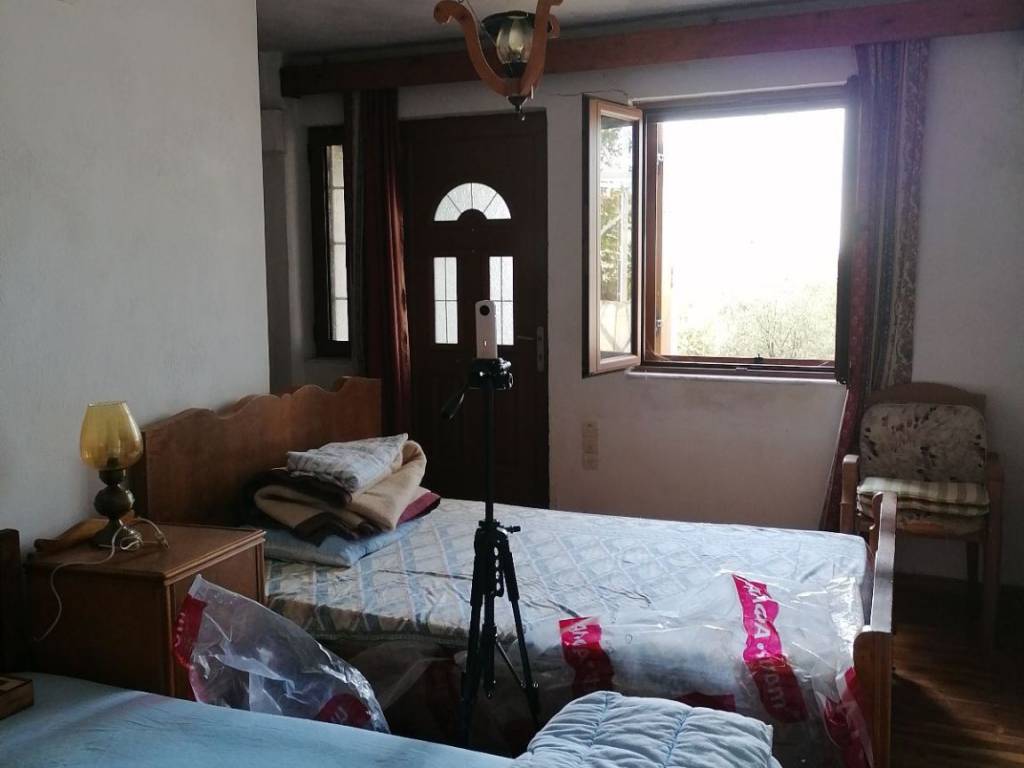 Η δεύτερη κρεβατοκάμαρα του διαμερίσματος.