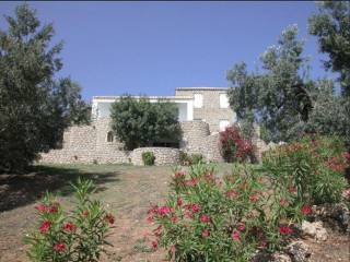 stone villa of unique aesthetics and multi-level architectur