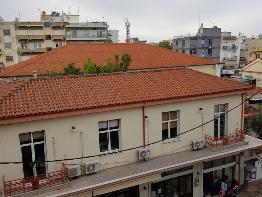 Η ΘΕΑ ΑΠΟ ΤΟ ΓΡΑΦΕΙΟ