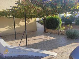 εξωτερικός διάδρομος οικίας