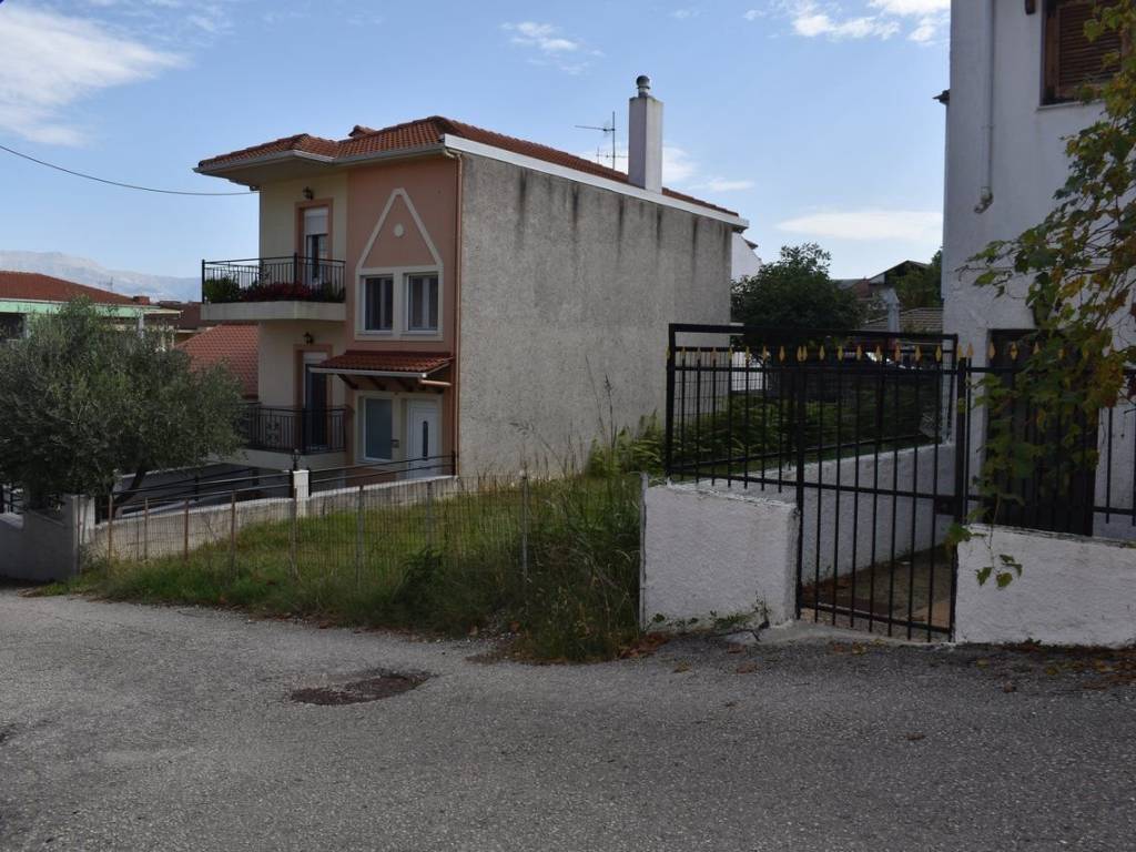 ΑΠΟΨΗ ΟΙΚΟΠΕΔΟΥ