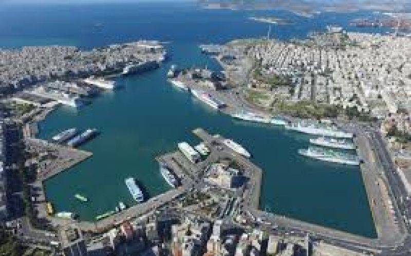 Άποψη Πειραιά / Piraeus view