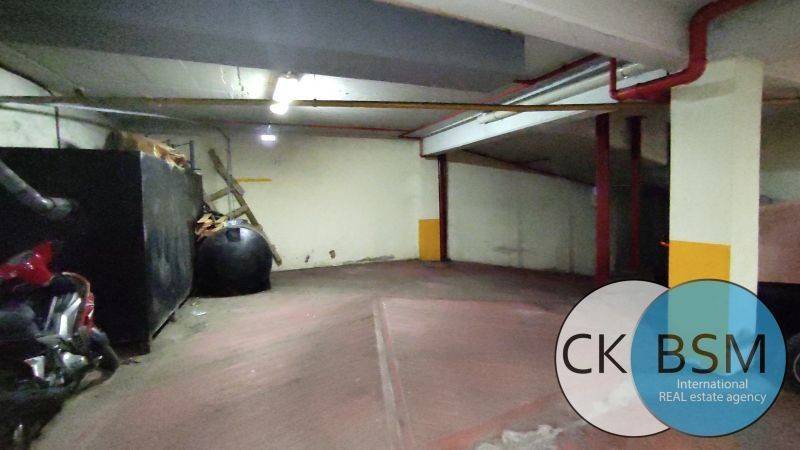 Υπόγειο πάρκινγκ / Underground parking