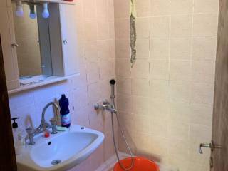 Bathroom of house for sale in Perachori, Ithaca Greece