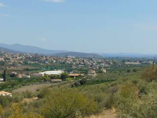 Plot for sale with a total area of 800 sq.m. in a privileged