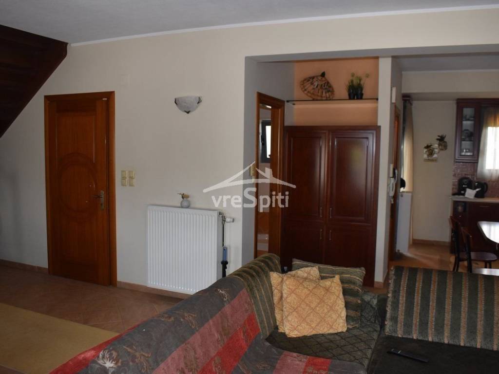 ΕΣΩΤΕΡΙΚΟΣ ΧΩΡΟΣ ΜΟΝΟΚΑΤΟΙΚΙΑΣ