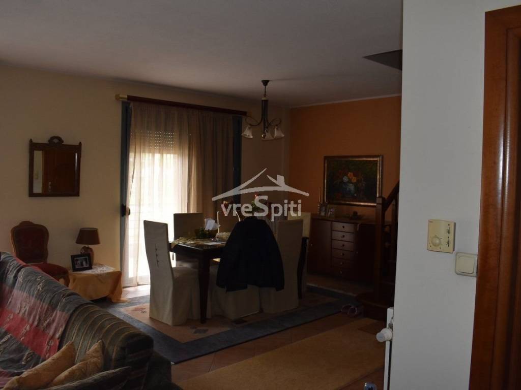 ΕΣΩΤΕΡΙΚΟΣ ΧΩΡΟΣ ΜΟΝΟΚΑΤΟΙΚΙΑΣ