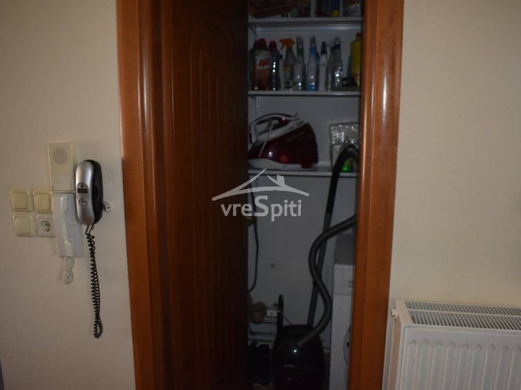 ΕΣΩΤΕΡΙΚΟΣ ΧΩΡΟΣ ΜΟΝΟΚΑΤΟΙΚΙΑΣ