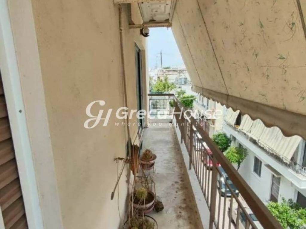 Residential building for sale in Dafni