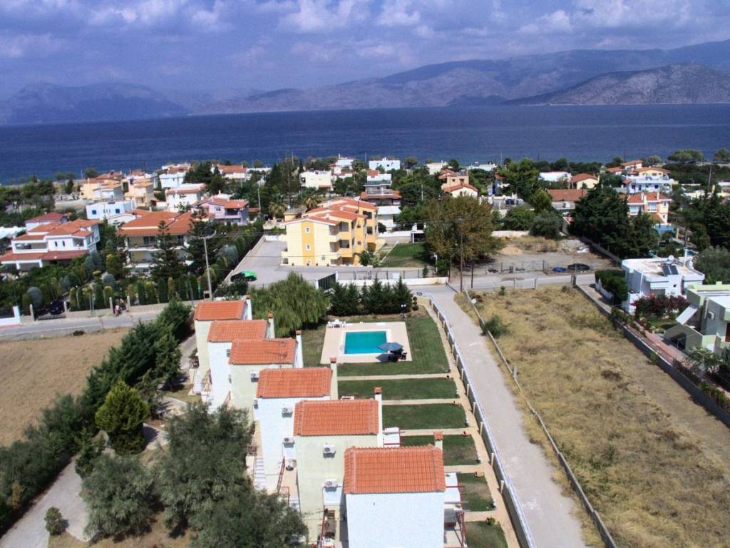 ΕΞΩΤΕΡΙΚΗ ΑΠΟΨΗ ΤΟΥ ΣΥΓΡΟΤΗΜΑΤΟΣ