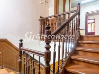 Residential building for sale in Athens Exarchia
