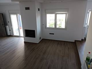 σαλόνι-τραπεζαρία