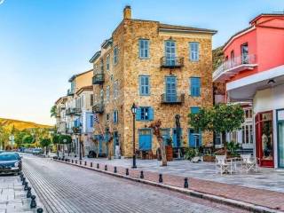 Ισόγειο κατάστημα, με άδεια υγειονομικού ενδιαφέροντος,