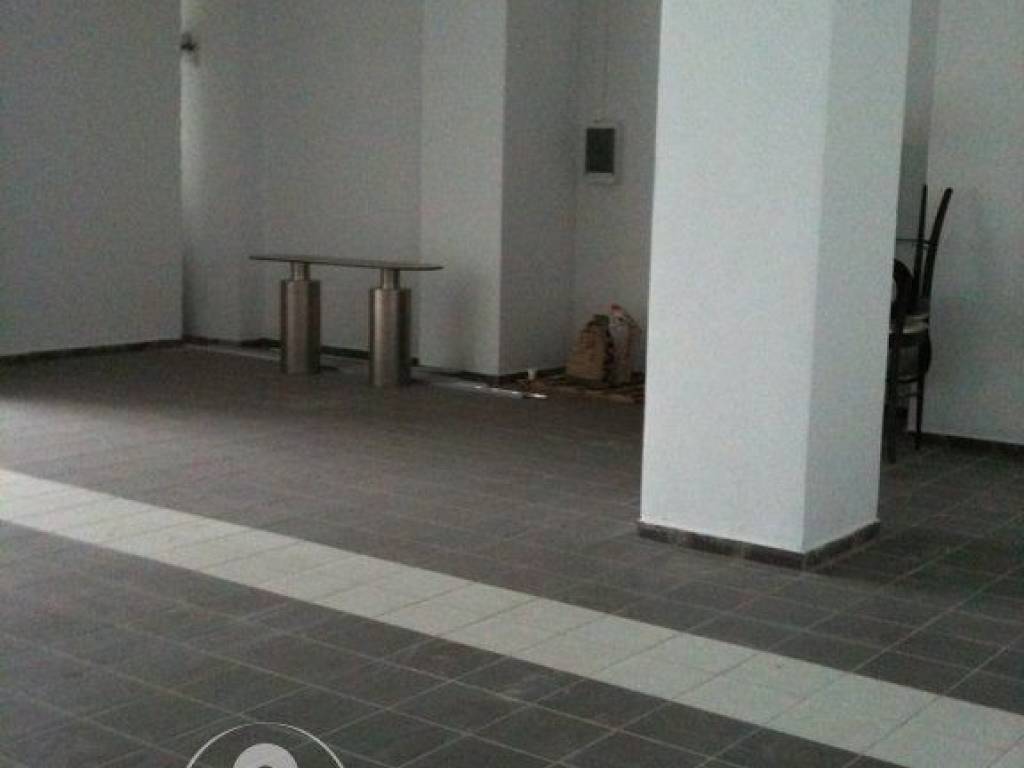 Forumland Real Estate, κατάστημα