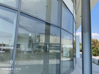 Forumland Real Estate, Εξωτερική Όψη