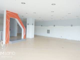 Forumland Real Estate, Επαγγελματικό κτίριο 1.570τ.μ.