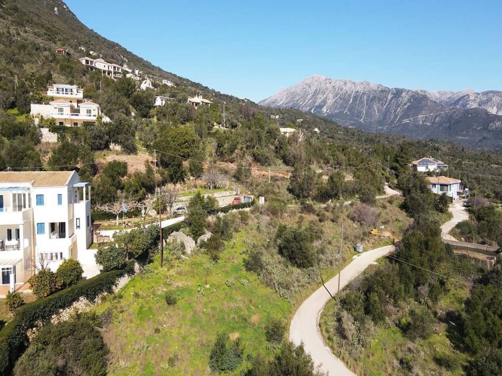 Το αγροτεμάχιο από ψηλά