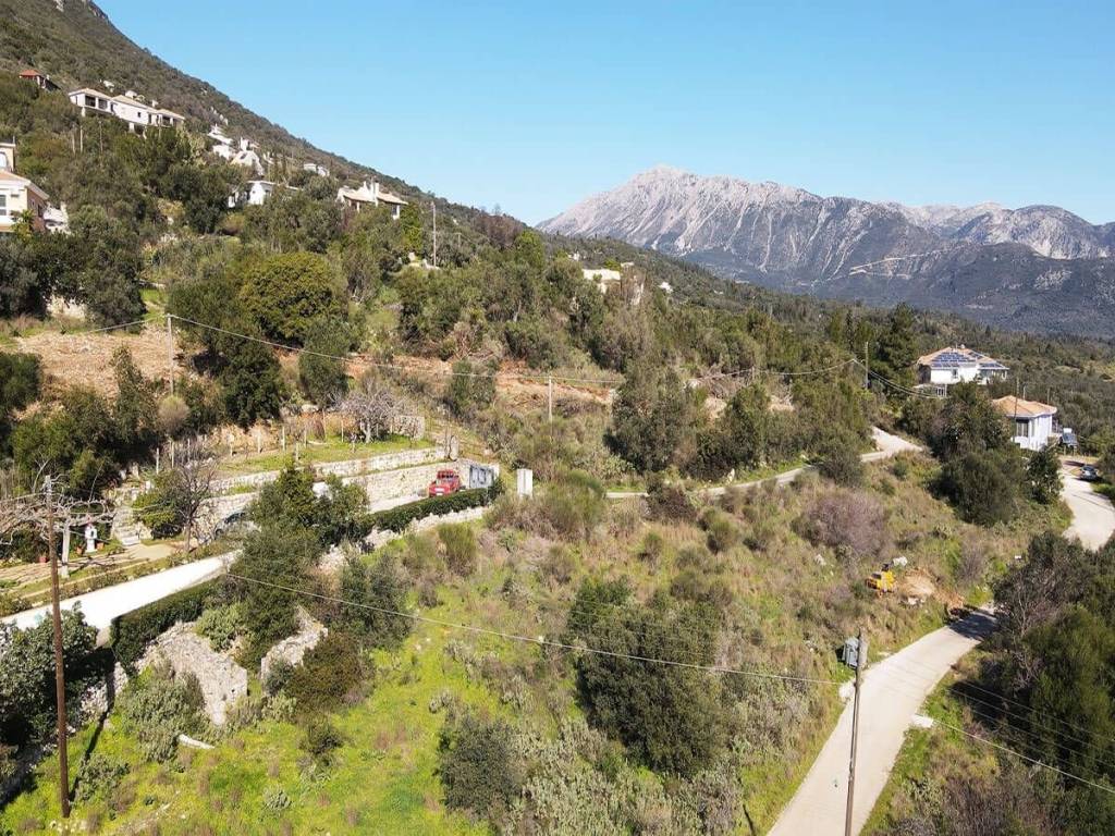 Το αγροτεμάχιο από ψηλά