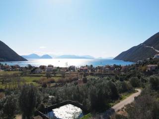 Υπέροχη θέα στον κόλπο της Βασιλικής