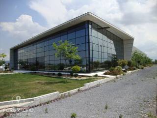 Forumland Real Estate, Κτίριο