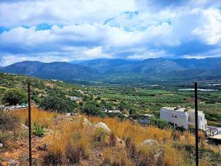 7 - Πωλείται υπό κατασκευή 2-όροφοι βίλλα έκτασης 200 τμ στη.