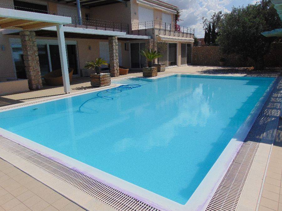 two new build villas, each with its own pool.