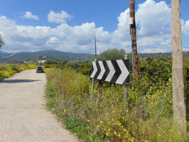 In the suburb of Nafplio are for sale land buildable 13,000