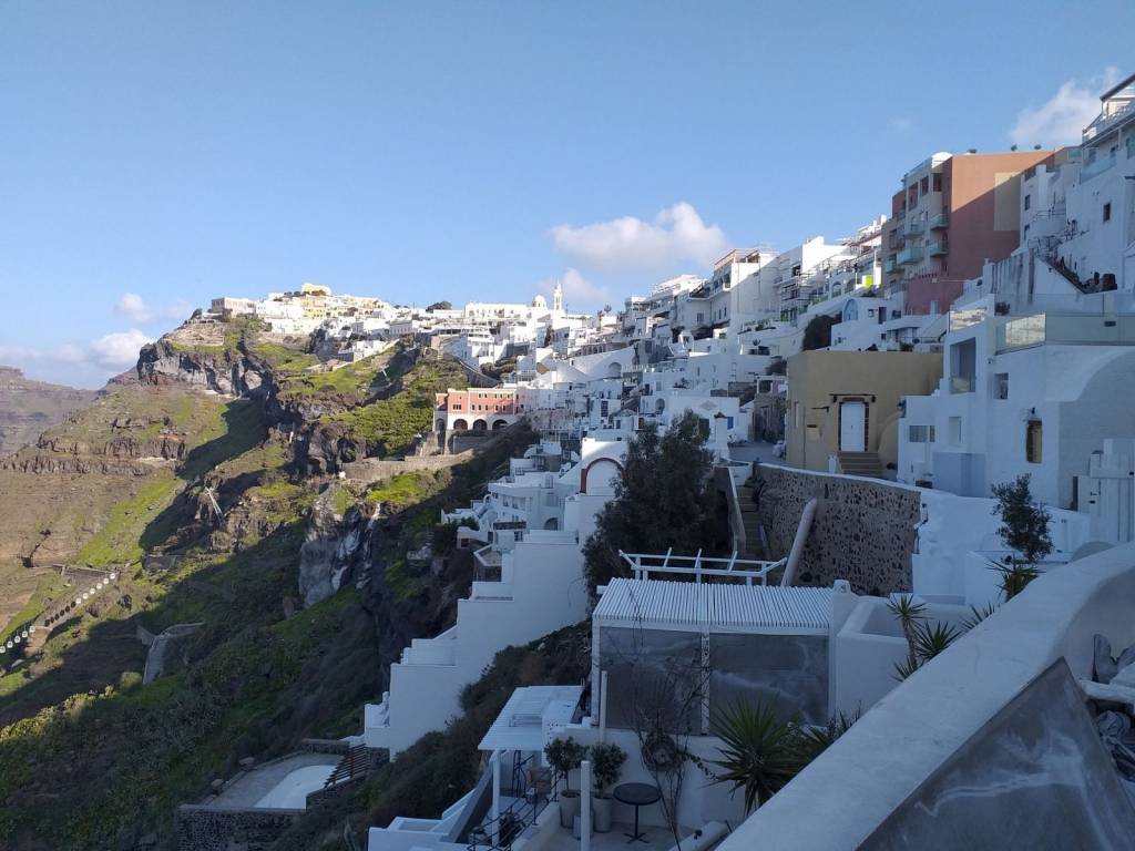 Hotel for sale in Santorini