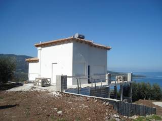 The property is sold at an early stage of construction