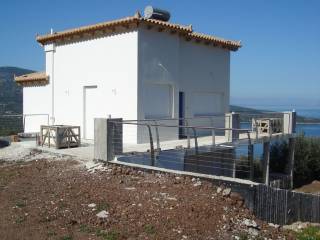 The property is sold at an early stage of construction