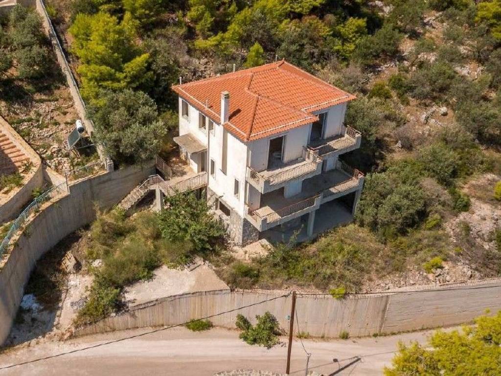 seaside villa, on the beach of Nea Epidaurus