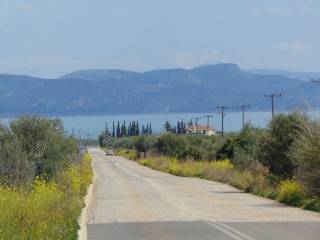 In the suburb of Nafplio sold land buildable 8.500 sq.m