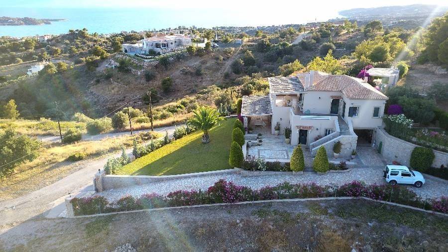 Detached house 200 sq.m.