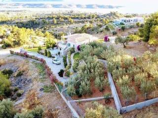 Detached house 200 sq.m.