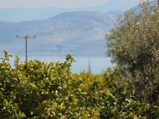 In the suburb of Nafplio are for sale buildable  plot 4,500