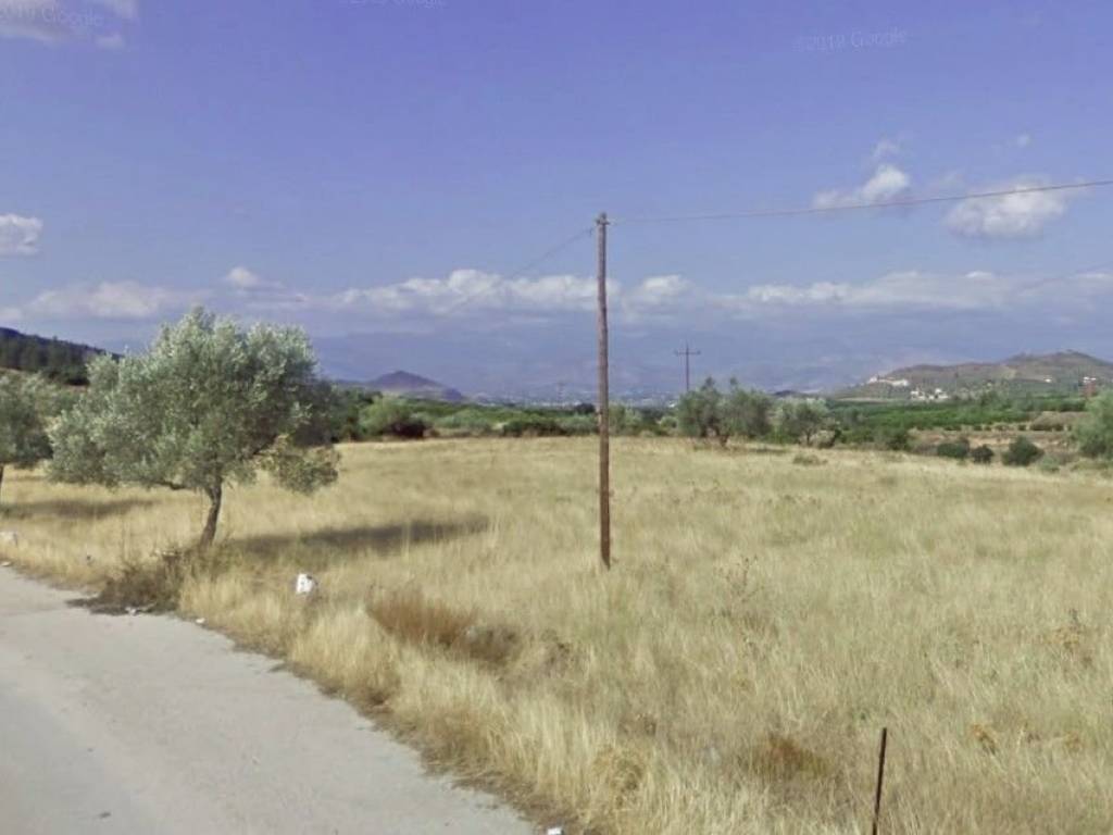 Land for sale of 10 acres with drilling